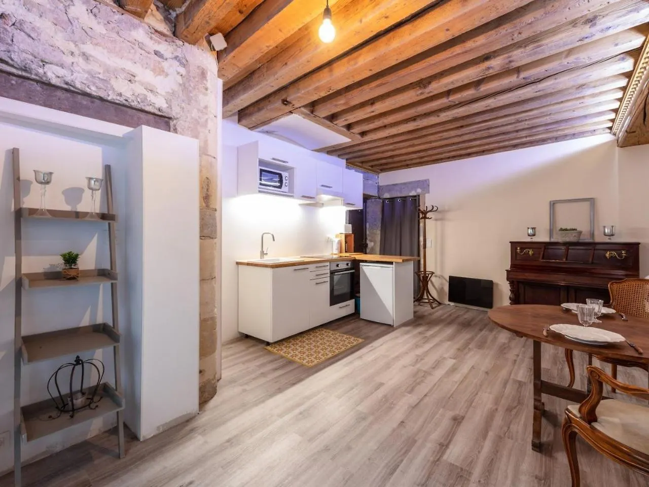 L'Atelier Des Traboules, Au Coeur Du Vieux Lyon Ail Apartment France